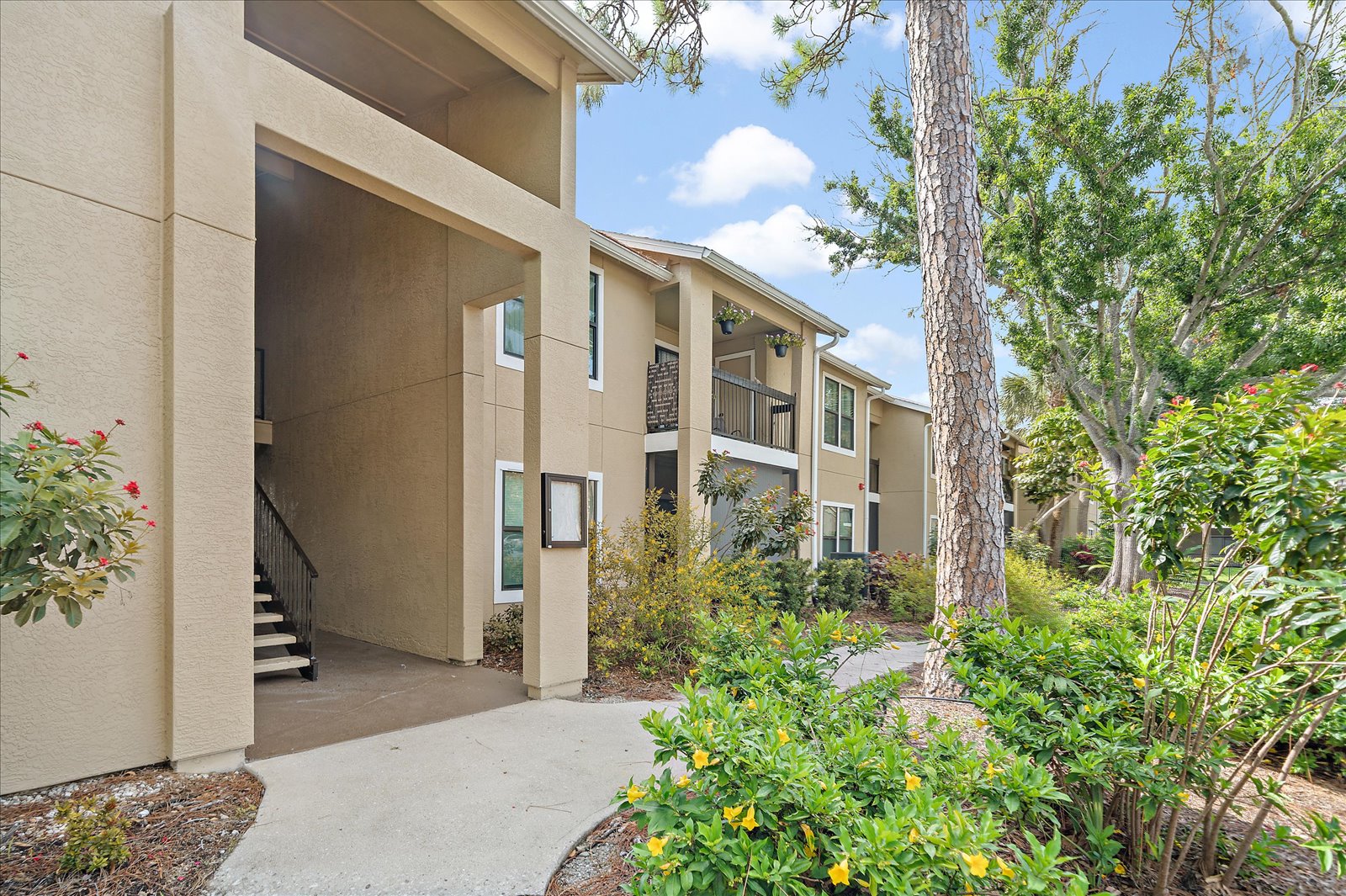 4029 Crockers Lake Blvd - 24